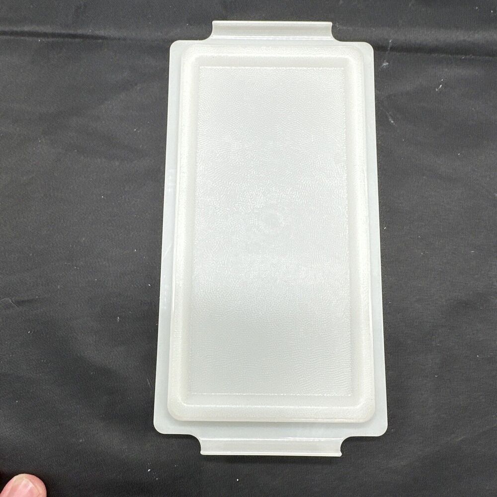 Vintage Tupperware Clear Opaque Butter Dish Keeper 638-4 lid 638-2 bottom - Picture 8 of 8